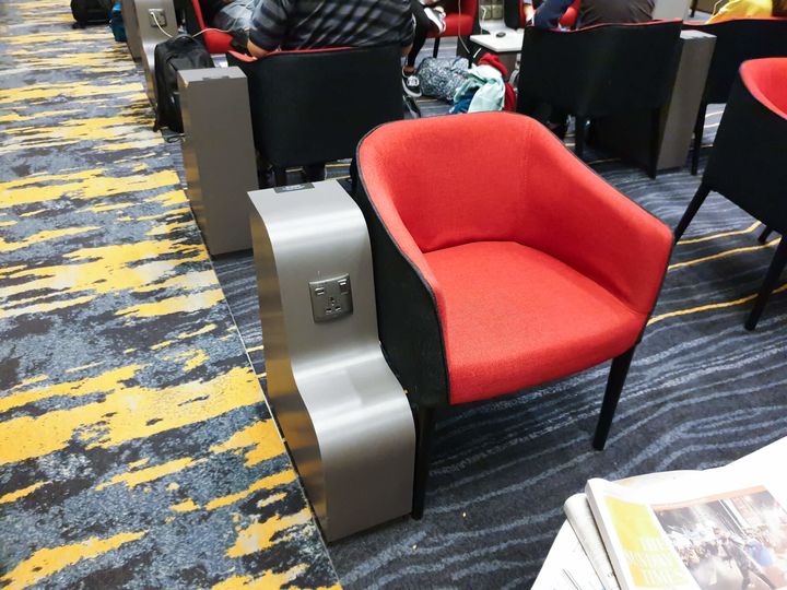Solo seating, Marhaba Lounge Singapore T3.